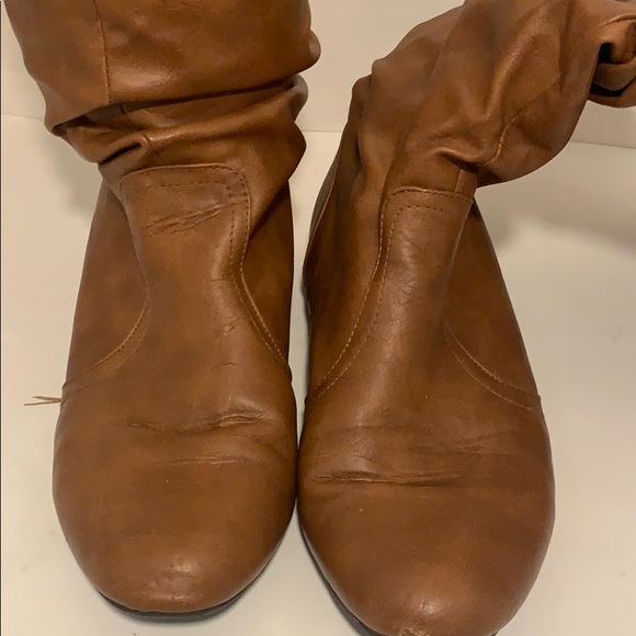Qupid Brown Boots - Picture 2 of 4